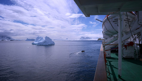 Antarctic boat trip
